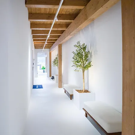 Penthouse N'3 - Balcony, Sauna & Whirlpool Access Apartamento *