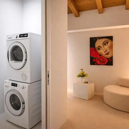 Penthouse N'3 - Balcony, Sauna & Whirlpool Access Apartment