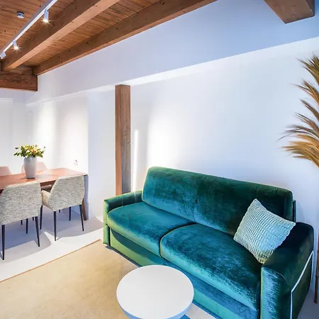 Apartment Penthouse N'3 - Rooftop Whirlpool & Mountain View By Alpenluxus Appartements *