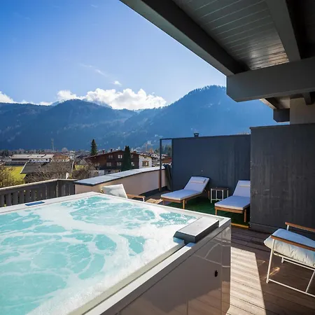 Apartment Penthouse N'3 - Rooftop Whirlpool & Mountain View By Alpenluxus Appartements